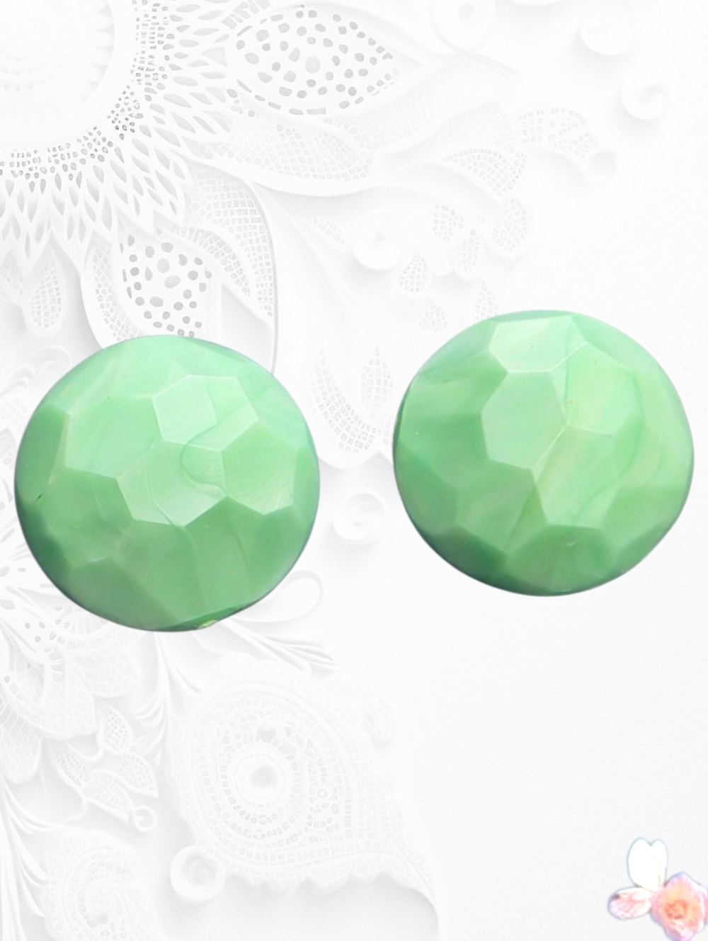 Fresh Mint Green Emmons Clip On Earrings Faceted Round Vintage 870